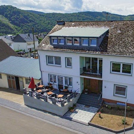 Weingut Gerd Muellers Hotel Kröv Екстериор снимка