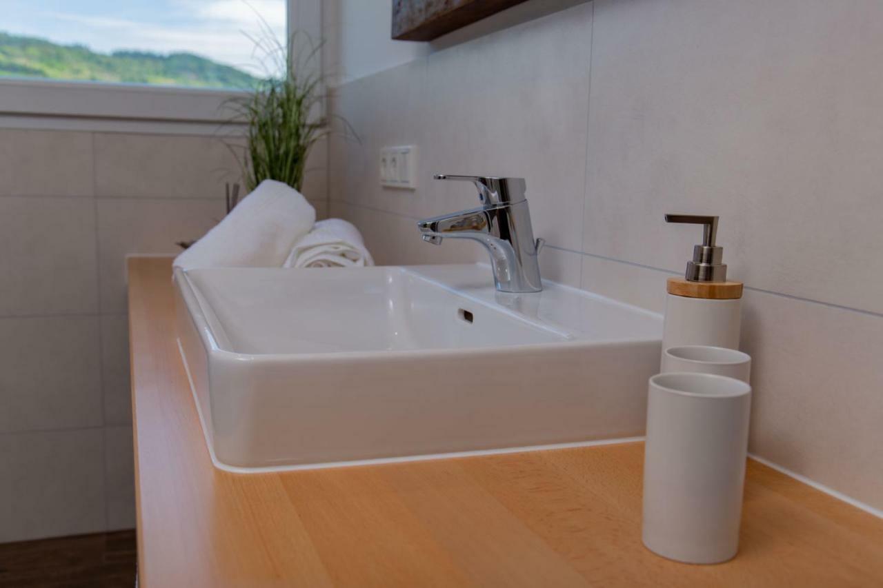 Weingut Gerd Muellers Hotel Kröv Екстериор снимка