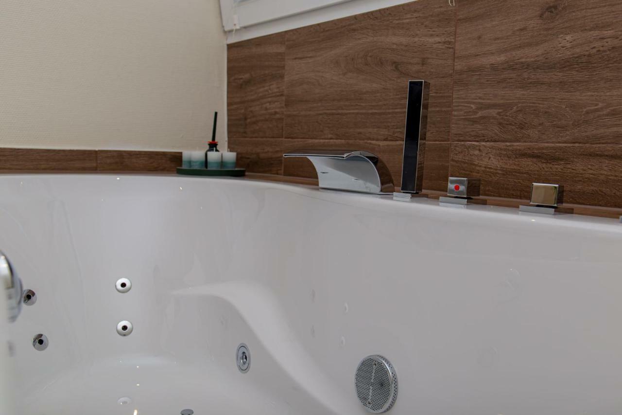 Weingut Gerd Muellers Hotel Kröv Екстериор снимка