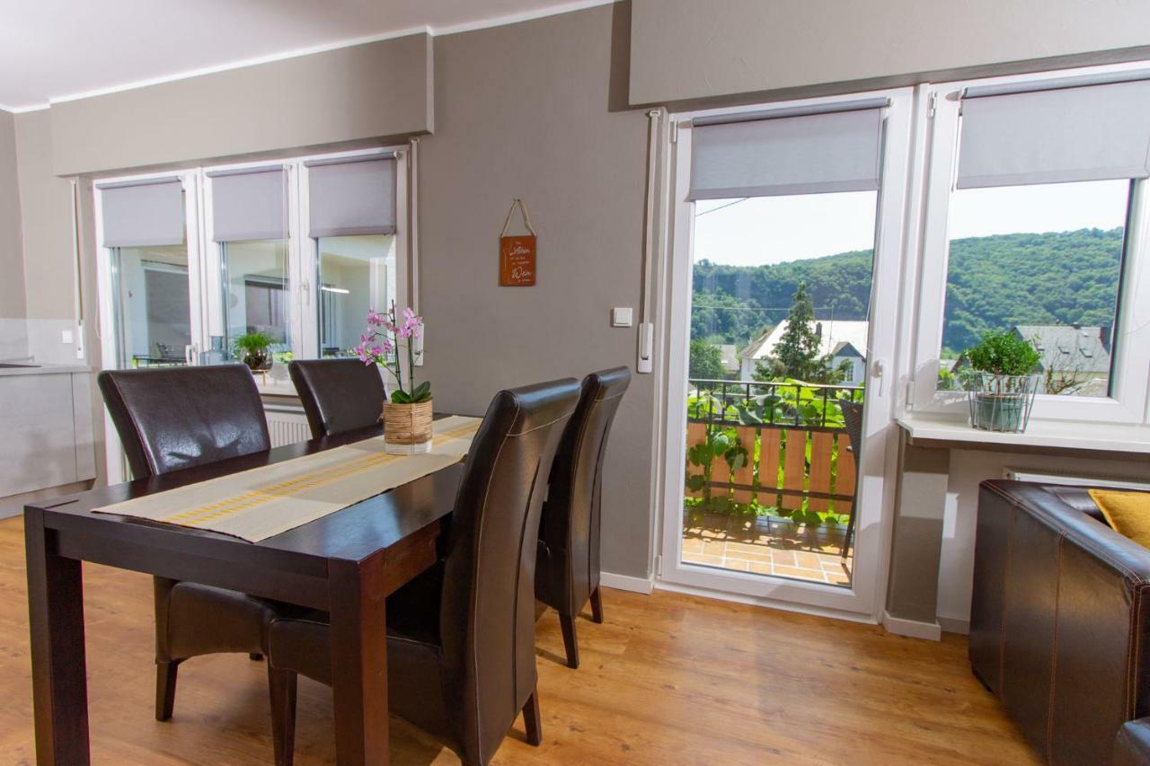 Weingut Gerd Muellers Hotel Kröv Екстериор снимка