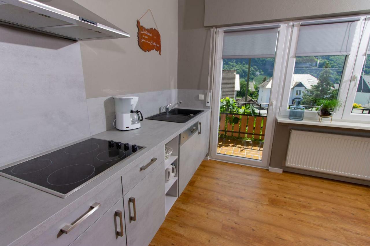 Weingut Gerd Muellers Hotel Kröv Екстериор снимка
