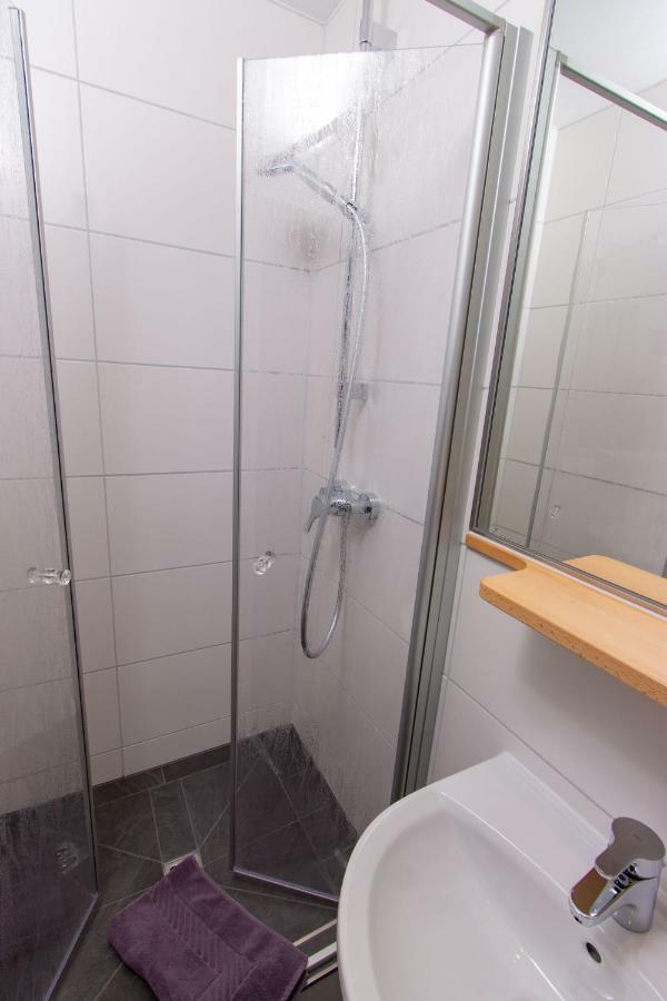 Weingut Gerd Muellers Hotel Kröv Екстериор снимка