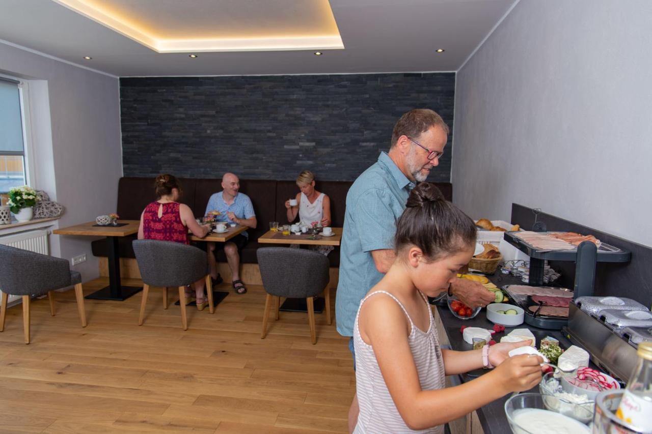 Weingut Gerd Muellers Hotel Kröv Екстериор снимка